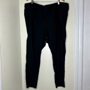 Fullbeauty Sport Plus Size athletic leggings black size 30/32